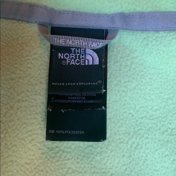 North Face 1/4 Zip Pullover Size Medium - Picture 3 of 4